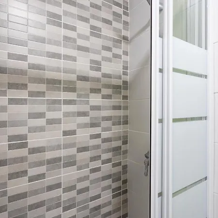 Home2book Americas Bright Apartment *