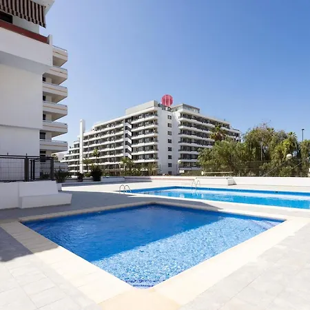 Home2book Americas Bright Apartment *